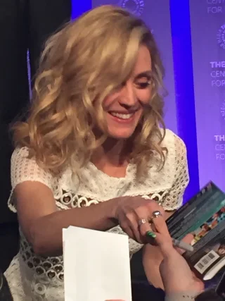 Evelyne Brochu height profile photo