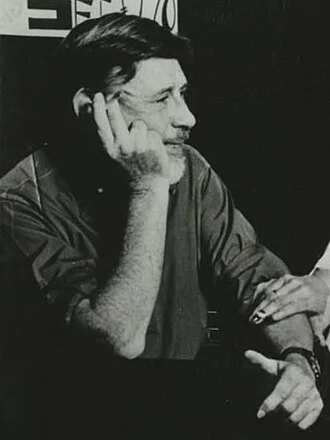 Ewan MacColl height profile photo