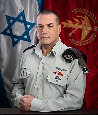 Eyal Zamir height profile photo