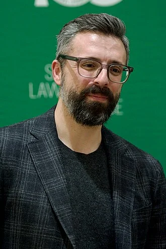 Ezra Klein height profile photo