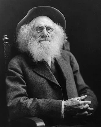 Ezra Meeker height profile photo