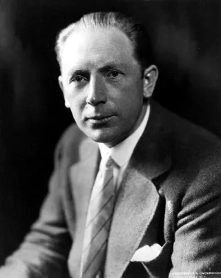 F. W. Murnau height profile photo