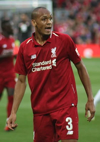 Fabinho (footballer, born 1993) height profile photo