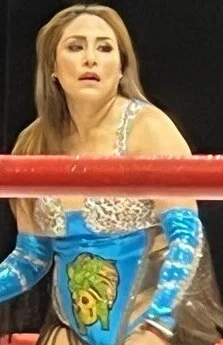 Faby Apache height profile photo