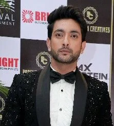 Fahmaan Khan height profile photo