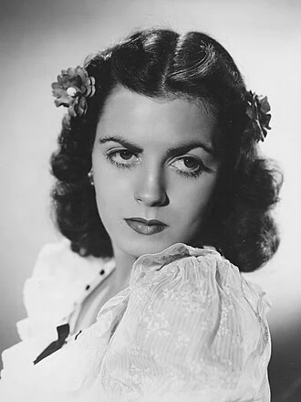 Faith Domergue height profile photo