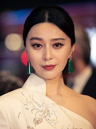 Fan Bingbing height profile photo