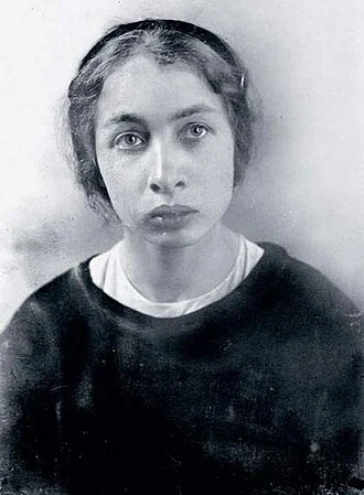 Fanny Kaplan height profile photo