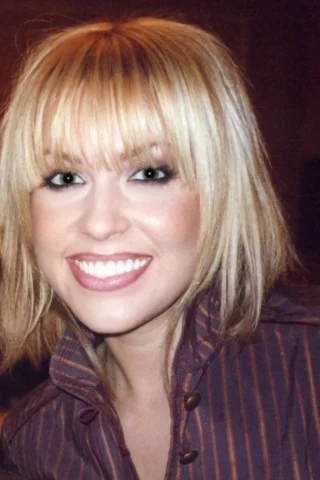 Farah Fath height profile photo