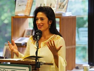 Fatima Bhutto height profile photo