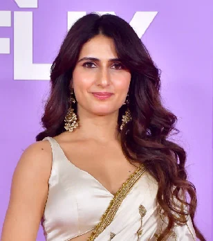 Fatima Sana Shaikh height profile photo