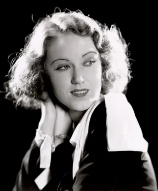 Fay Wray height profile photo