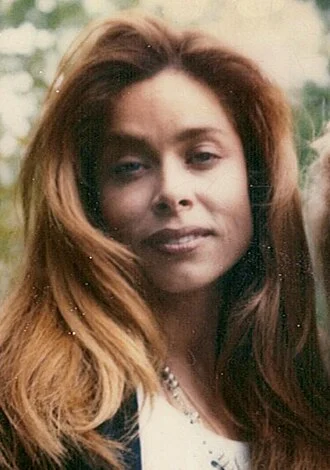 Faye Resnick height profile photo