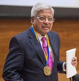 Fazle Hasan Abed height profile photo