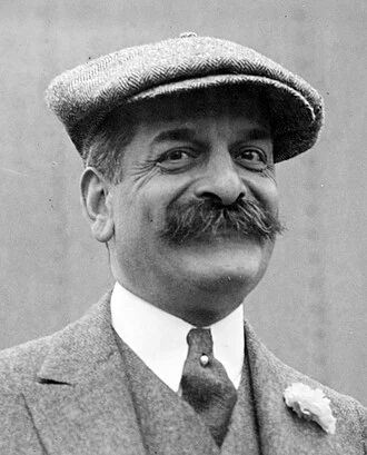 Felix M. Warburg height profile photo