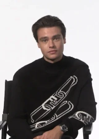 Felix Mallard height profile photo