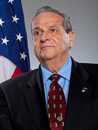 Félix Rodríguez (soldier) height profile photo
