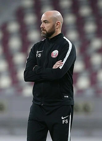 Félix Sánchez (football manager) height profile photo