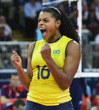 Fernanda Garay height profile photo