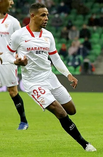 Fernando (footballer, born 1987) height profile photo