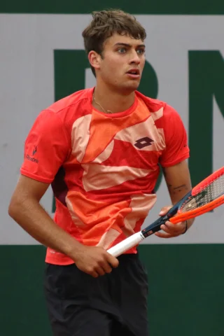 Flavio Cobolli height profile photo