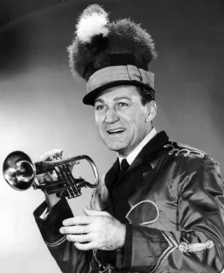 Forrest Tucker height profile photo
