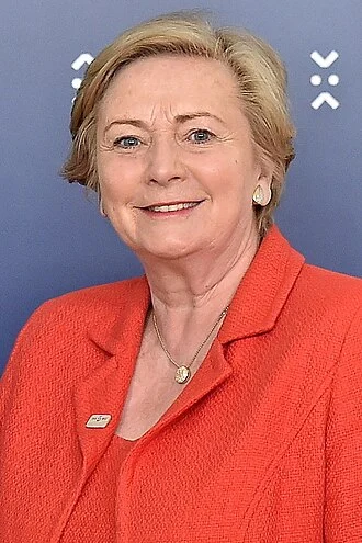 Frances Fitzgerald (politician) height profile photo