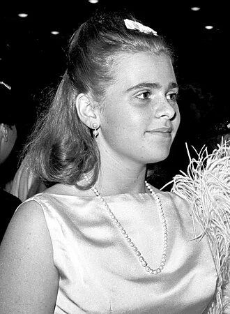 Francesca Hilton height profile photo
