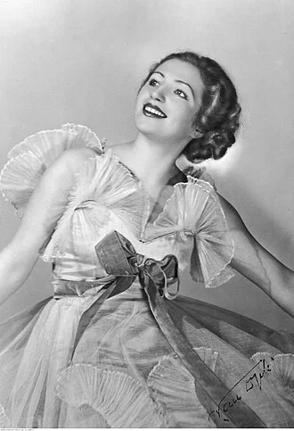 Franceska Mann height profile photo