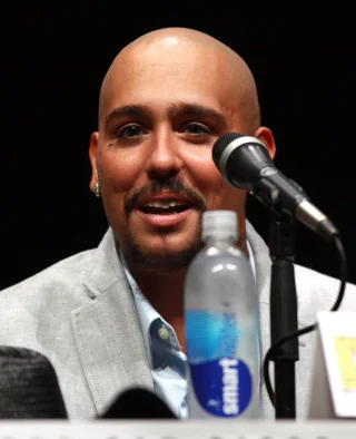Francis Capra height profile photo