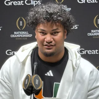 Francis Mauigoa height profile photo