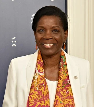 Francisca Van Dunem height profile photo