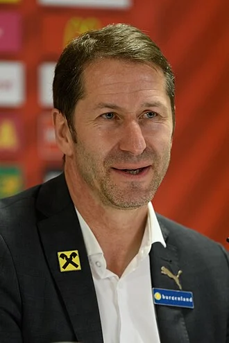 Franco Foda height profile photo