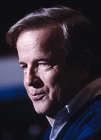 Franco Zeffirelli height profile photo