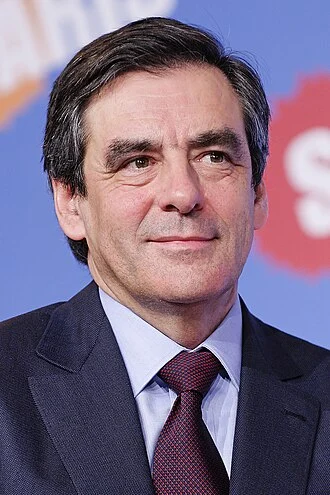 François Fillon height profile photo