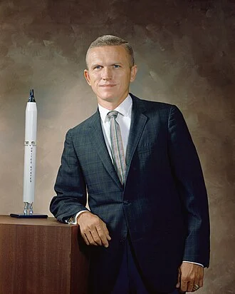 Frank Borman height profile photo