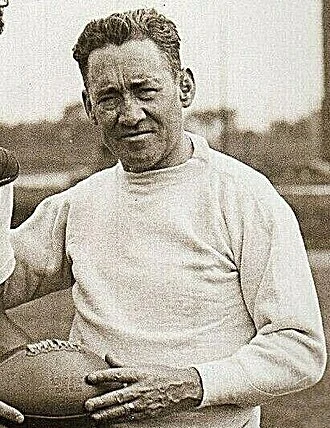 Frank Cavanaugh (American football) height profile photo