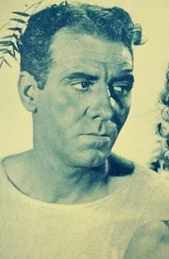 Frank Faylen height profile photo