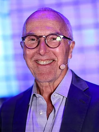 Frank McCourt (executive) height profile photo