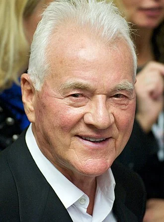 Frank Stronach height profile photo