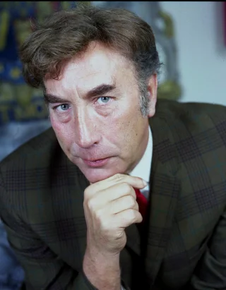 Frankie Howerd height profile photo