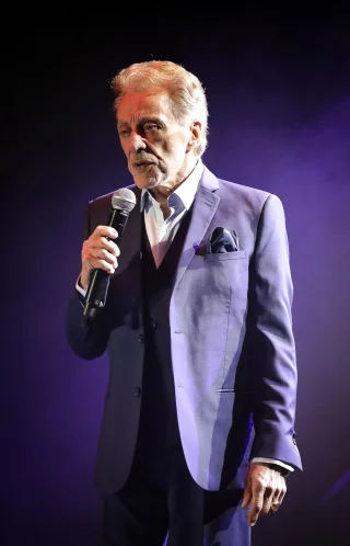 Frankie Valli height profile photo