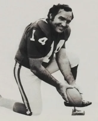 Fred Cox height profile photo