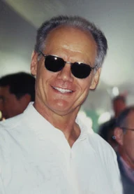 Fred Dryer height profile photo
