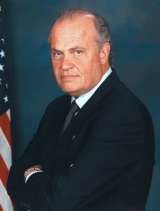 Fred Thompson height profile photo