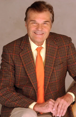 Fred Willard height profile photo