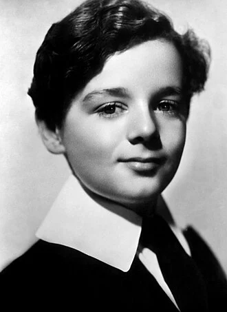 Freddie Bartholomew height profile photo