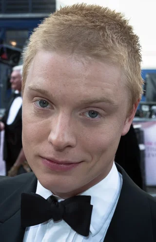 Freddie Fox (actor) height profile photo