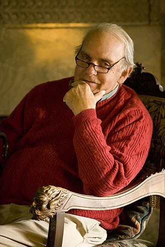 Frederick Buechner height profile photo