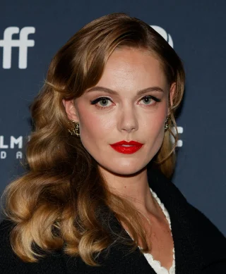 Frida Gustavsson height profile photo
